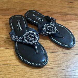 Coconuts by Matisse Black Leather Thong Sandal Flip Flop Beaded Kelsey Shoe 7